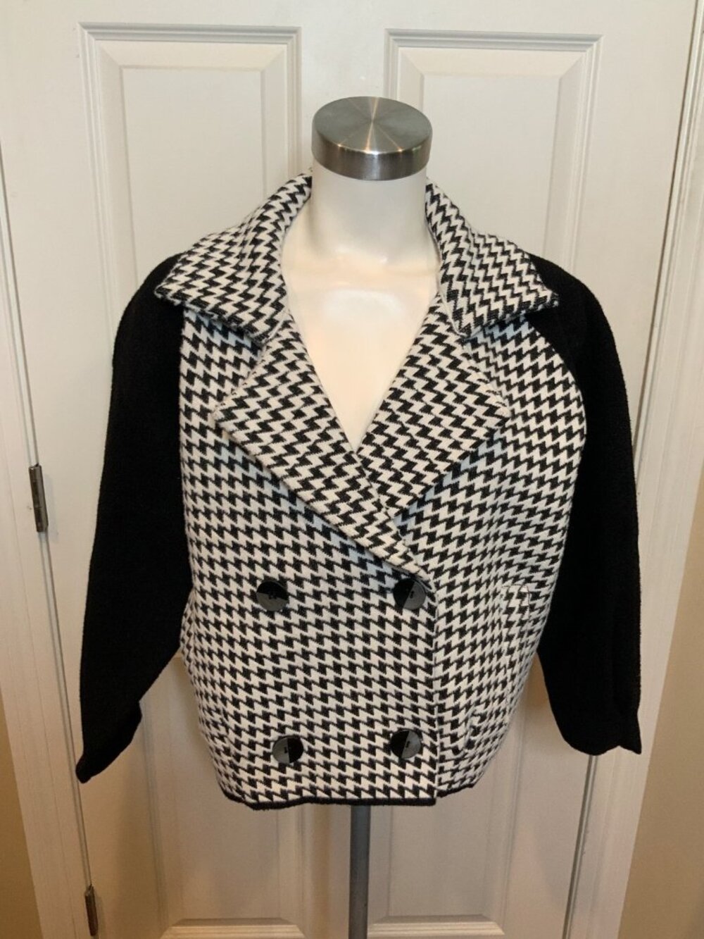 Magaschoni Black and White Geometric Double Breasted Jacket, Size Large